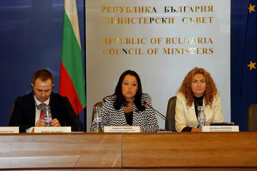 Губим европари за туризъм