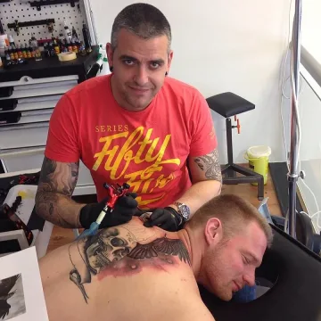 Германия: Българин №1 на тату фест