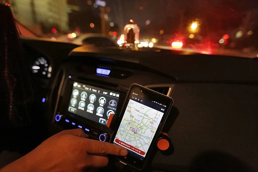 Хиляди се включват в петиция за Uber