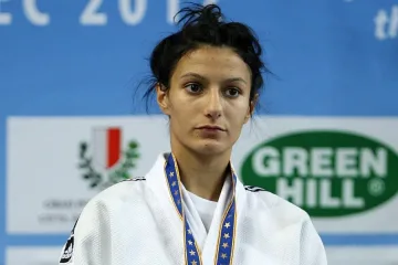 Надъхвам се с рап на състезания