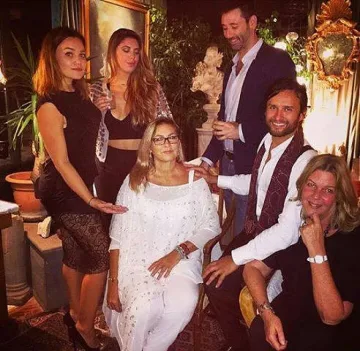 Ромина Пауър събра родата за ЧРД