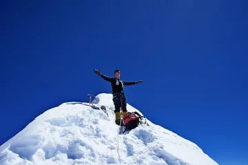 СНИМКИ: Боян Петров на Манаслу