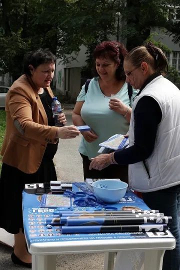 ГЕРБ облагородиха градинките около ул. "Богдан" 