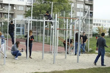 Кандидатите за кметове на ГЕРБ се включиха в инициативата "Аз обичам Перник"