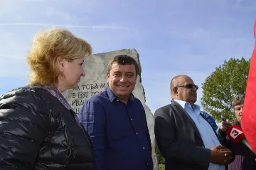 Божидар Димитров посети с  Вардунски крепостта Русокастрон 