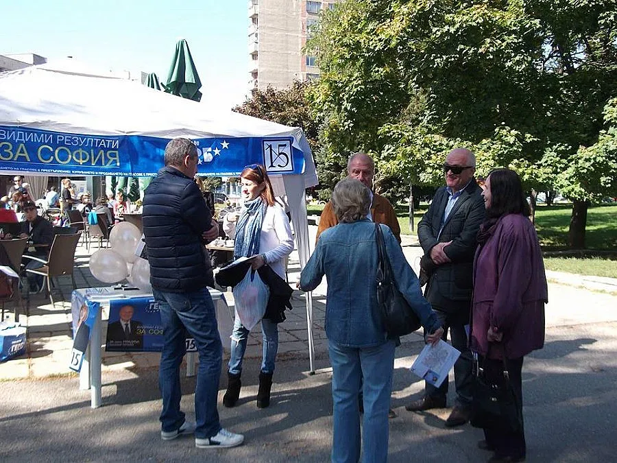Терзиев и Главчев разговаряха с граждани