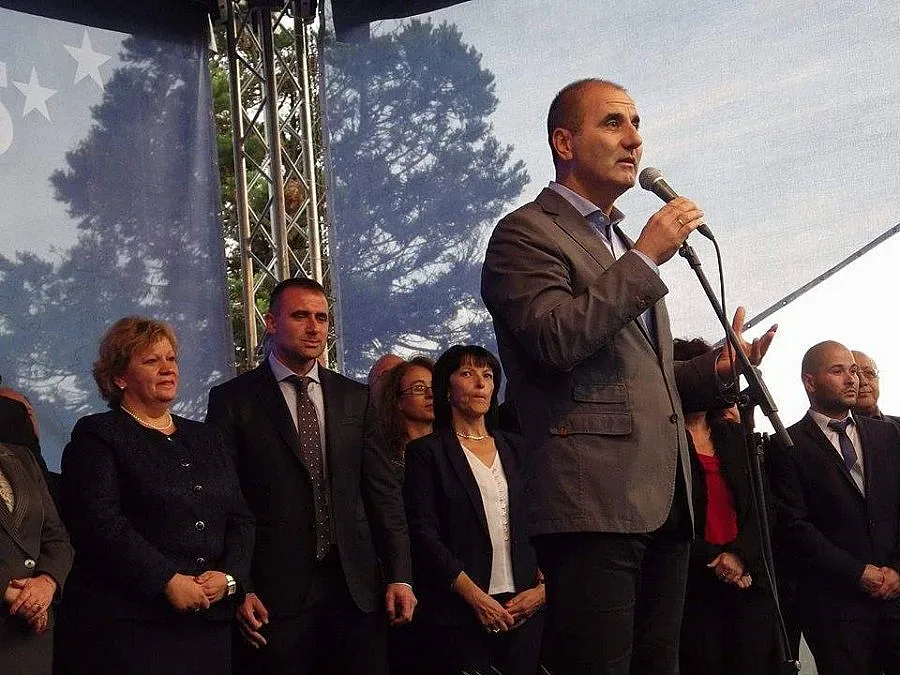 Цветан Цветанов: Гласувайте с номер 6 за Корнелия Маринова