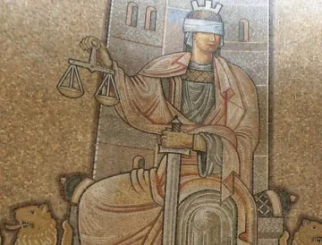 Чужденци си сменят имената