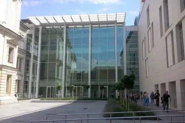 70 000 видяха  чудесата на БГ Лувъра