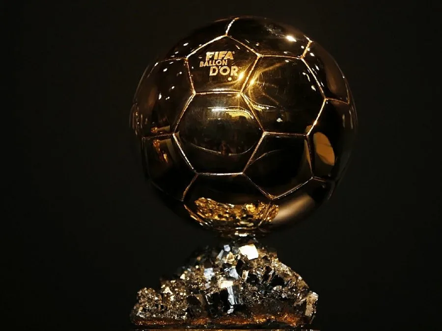 59 футболисти ще спорят за Златната топка