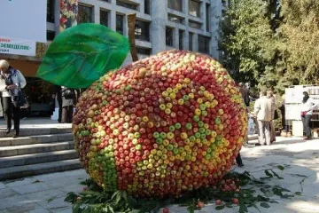 И туршии на празника на плодородието в Кюстендил  