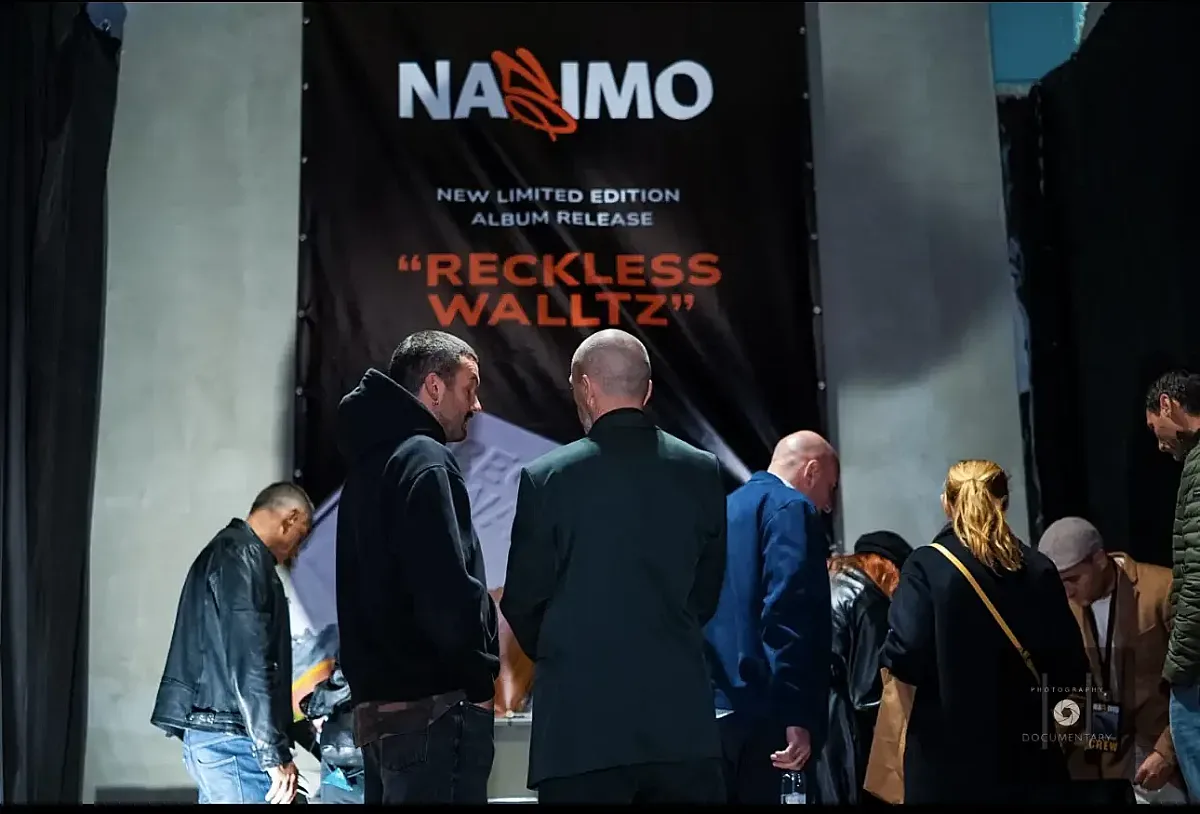 Мащабната изложба „Over the wall” на Nasimo бе открита с огромен интерес