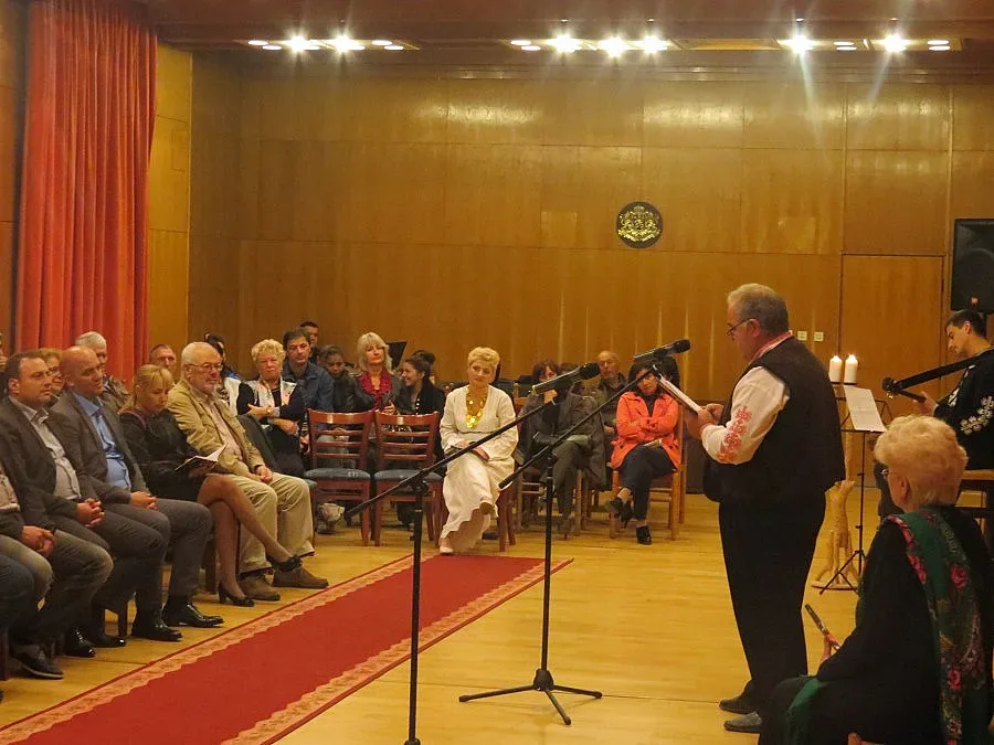 Изложба и нова книга за Деня на Банско