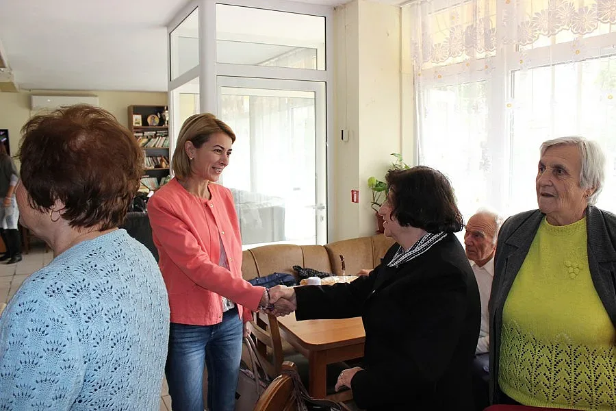 Таня Христова от ГЕРБ се срещна с възрастните хора в Габрово