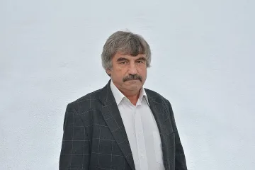 Кмет в битка за десети мандат