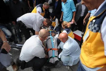 Автобус уби 12 души на спирка в Анкара