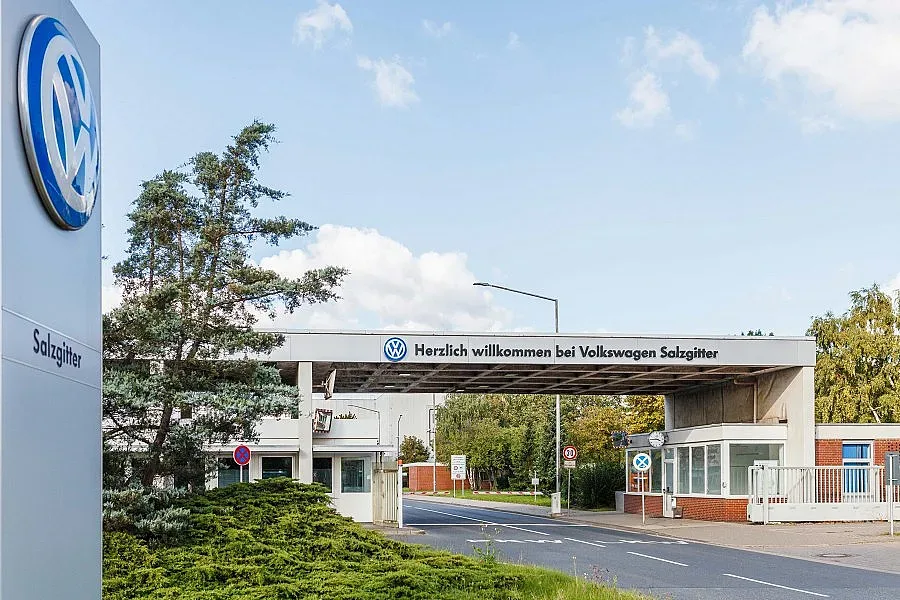 Привикват 5700 шофьори на VW и Audi в България 