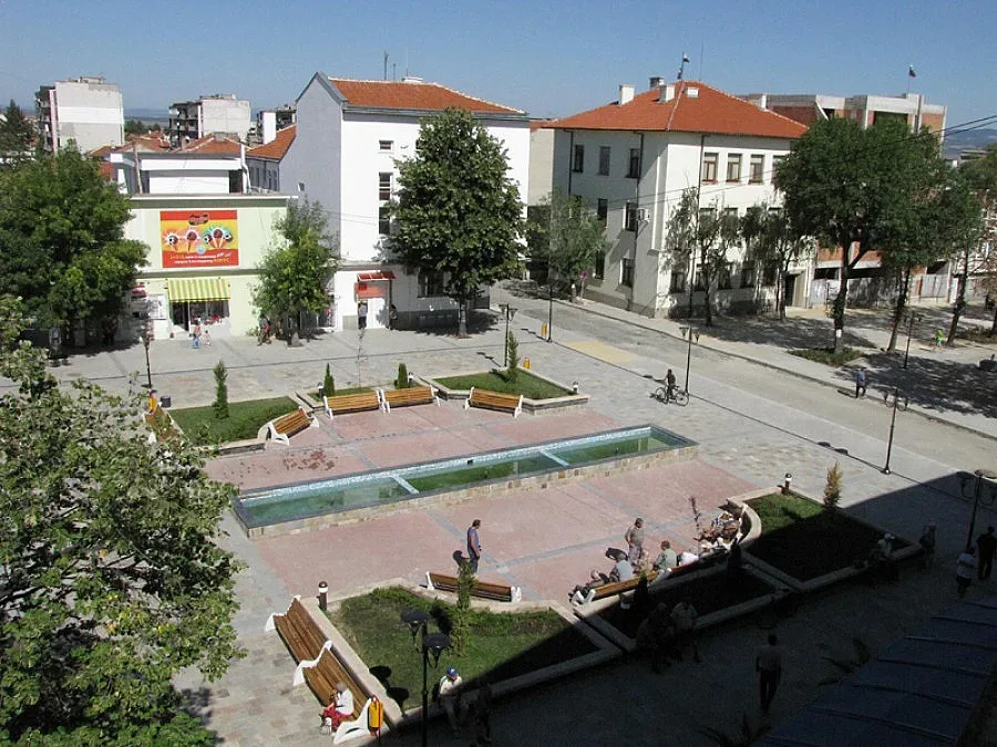 Право на отговор: Истината кой  вмирисва Карнобат