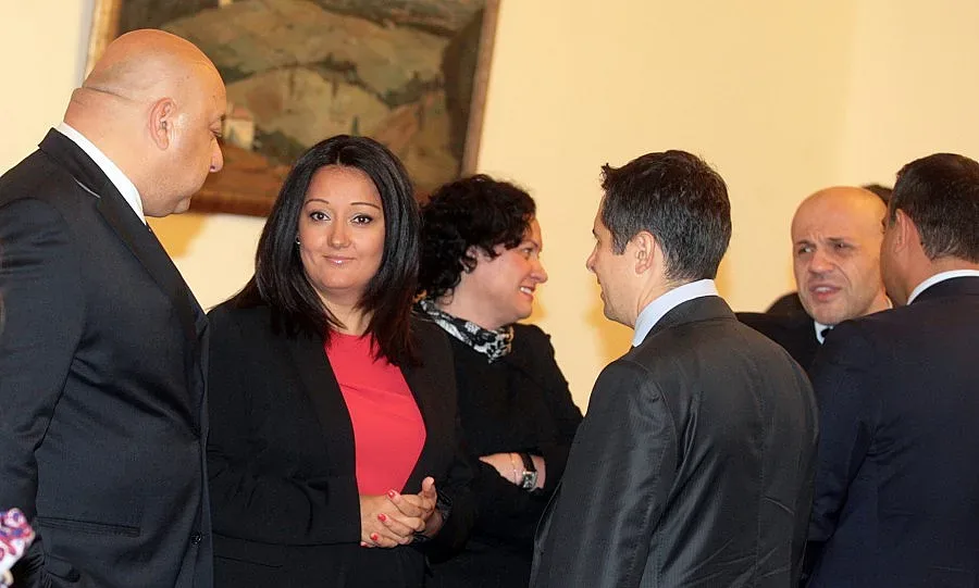 Нов софтуер алармира за затворени пътища