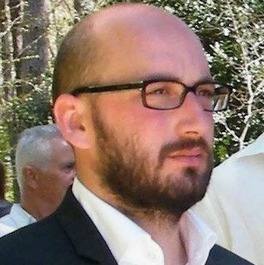 Котев 440 пъти казва "да" на Тотев