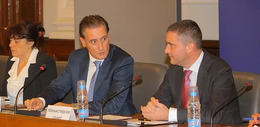 Данък уикенд за коли и хотели (ОБЗОР)