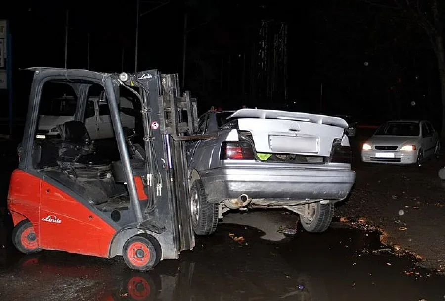 Джон Кери от Кеймбридж подлуди Слънчев бряг (ОБЗОР)