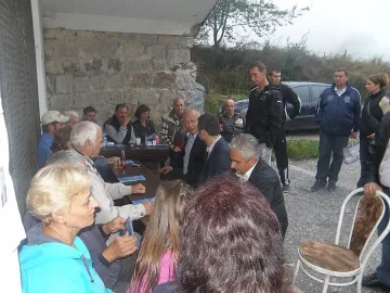 Николай Мелемов се срещна с жители на смолянския квартал Езерово