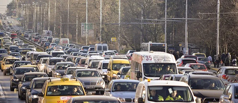 Мамят и с разхода на гориво, Мерцедес "отличник"