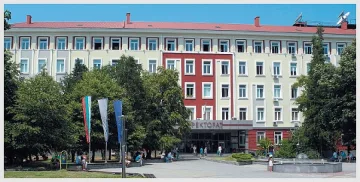 Техническият с нови лаборатории