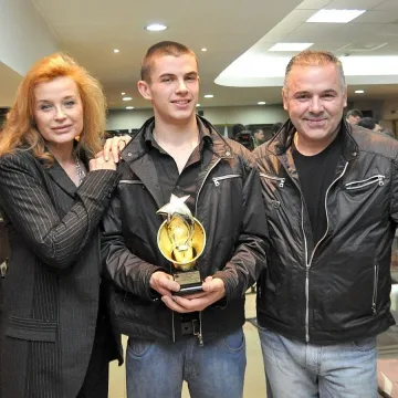 Ангел Караньотов - шампионът със спомени