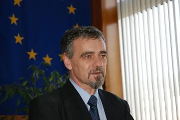 Евродепутат обяви конкурс за есе, посветен на Европейския ден на езиците 