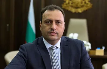 Икономов се срещна с млади банскалии