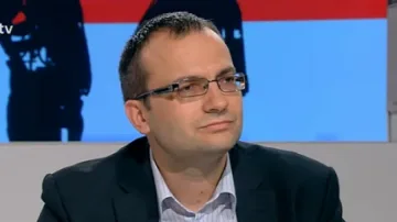 Мартин Димитров отговаря на въпросите на Беновска в предаването днес