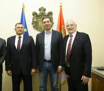 Премиерът на Сърбия прие Карамаринов
