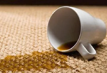 Заляха 2-годишно българче с горещо кафе в Гърция