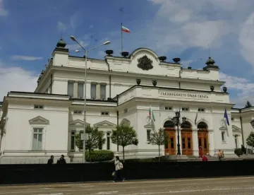 Парламентът събра кворум