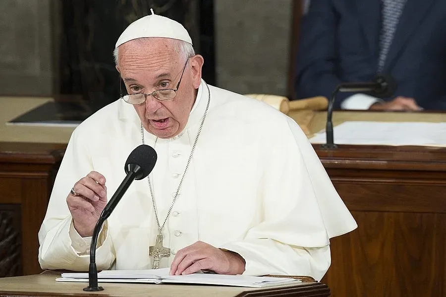 Папата канонизира светец в САЩ