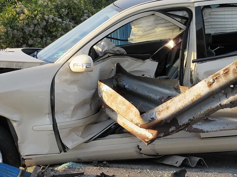 Четирима загинаха при жестока катастрофа