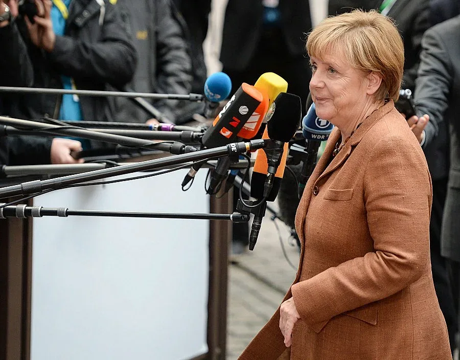 Меркел: България сама поиска "гореща точка" за бежанци на територията си