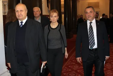 Ексминистър сложи ръка на Патриотичния фронт 