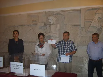 В Кърджали теглиха жребий за номера на бюлетината за изборите