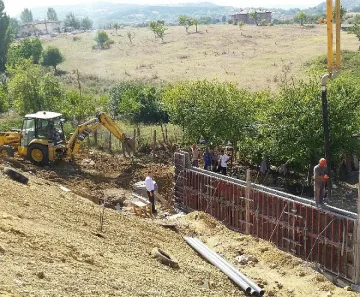 Укрепиха свлачището до блокове 15 и 16 в кв.”Веселчане” в Кърджали