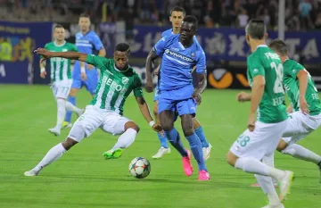 Книжка и квартира притесниха "сините"