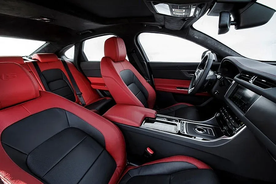 Jaguar хвърли ръкавица на Audi и Mercedes