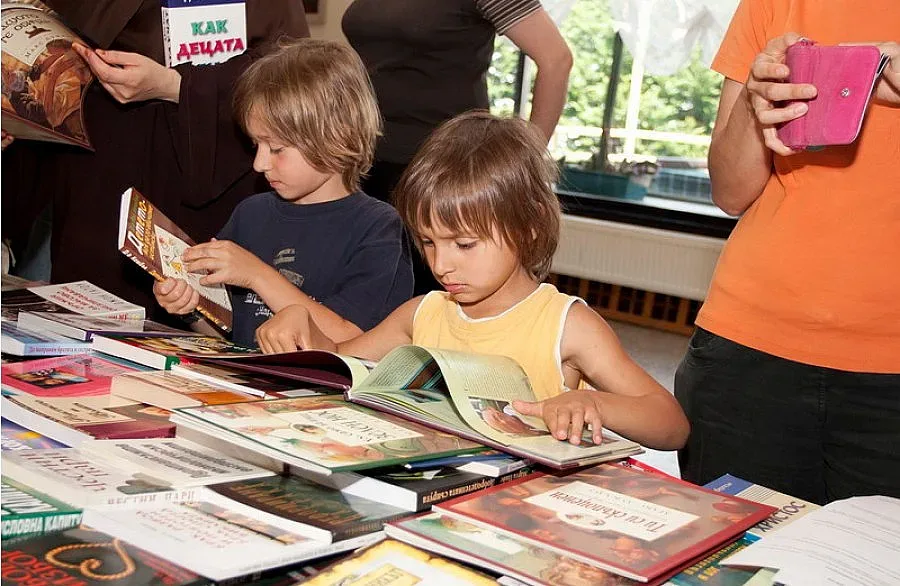 500 деца учат у дома