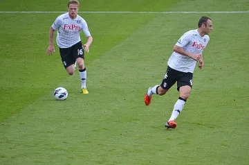 ВИДЕО: Във "Фулъм" се надъхват с брилянтен гол на Бербатов 