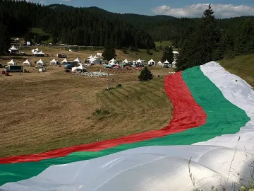 Огромен ръст на туристите в Смолянска област през юли