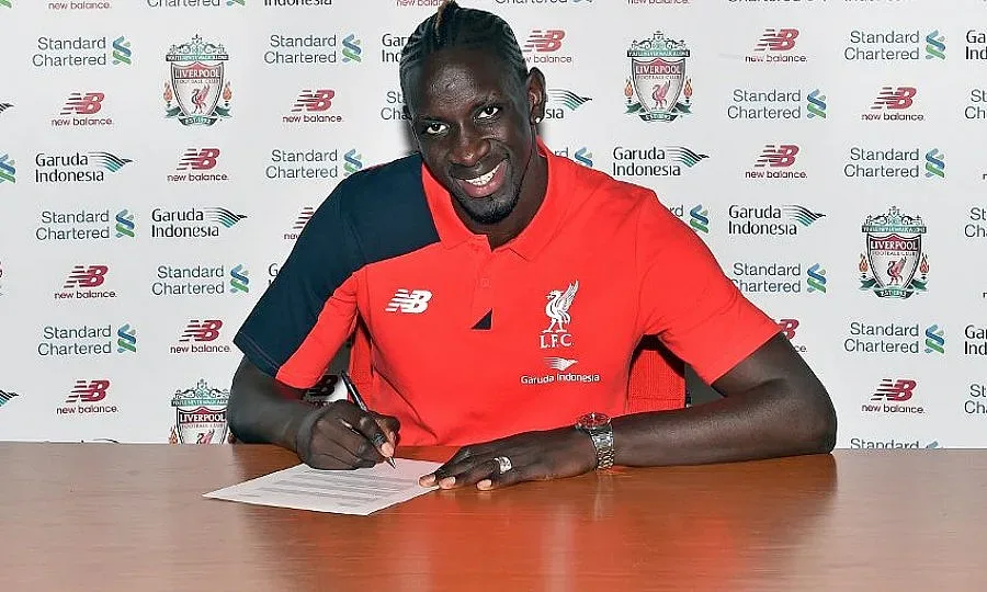 Мамаду Сако поднови договора си с "Ливърпул"
