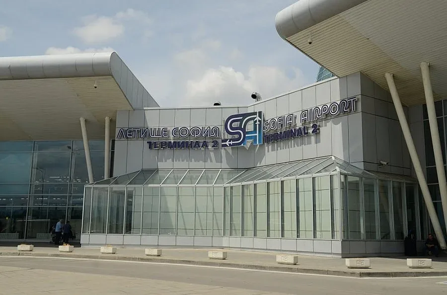 Дават обезщетение, ако повреда забави самолета