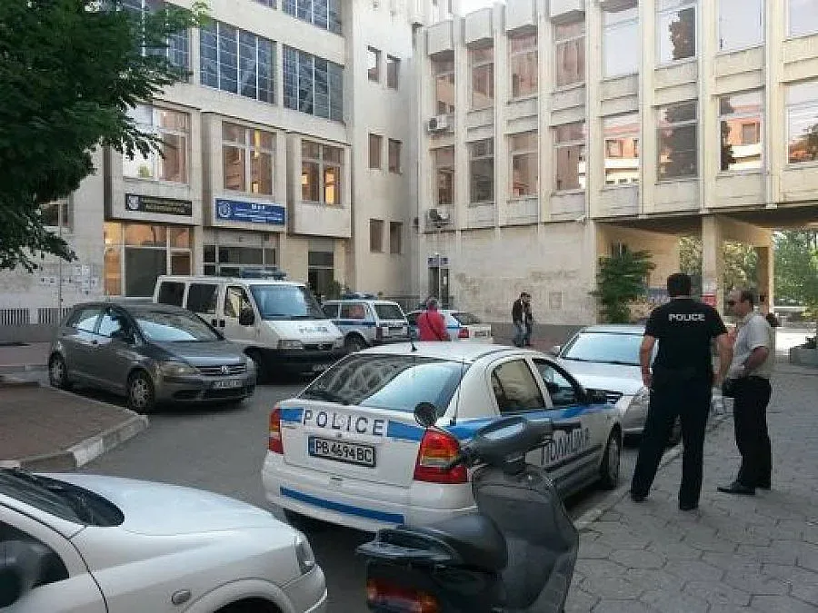 За 1500 лв. подменяли теста на пияни шофьори (ОБЗОР)